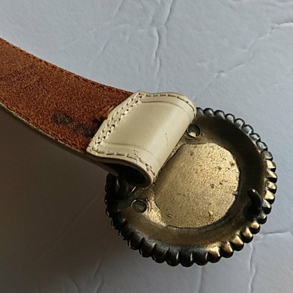 Ivory leather belt - Picture 7 of 11